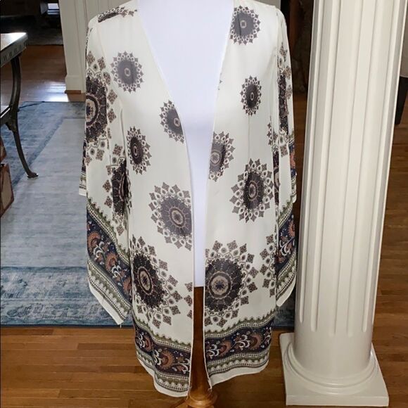 KTOO One Size Kimono Excellent Condition - Picture 1 of 4